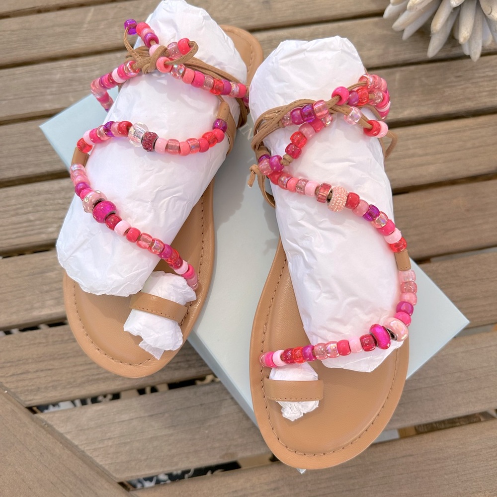 NIB 🌸✨Gladiator lace up leather sandals 🩷✨ Hawaiian Plumaria